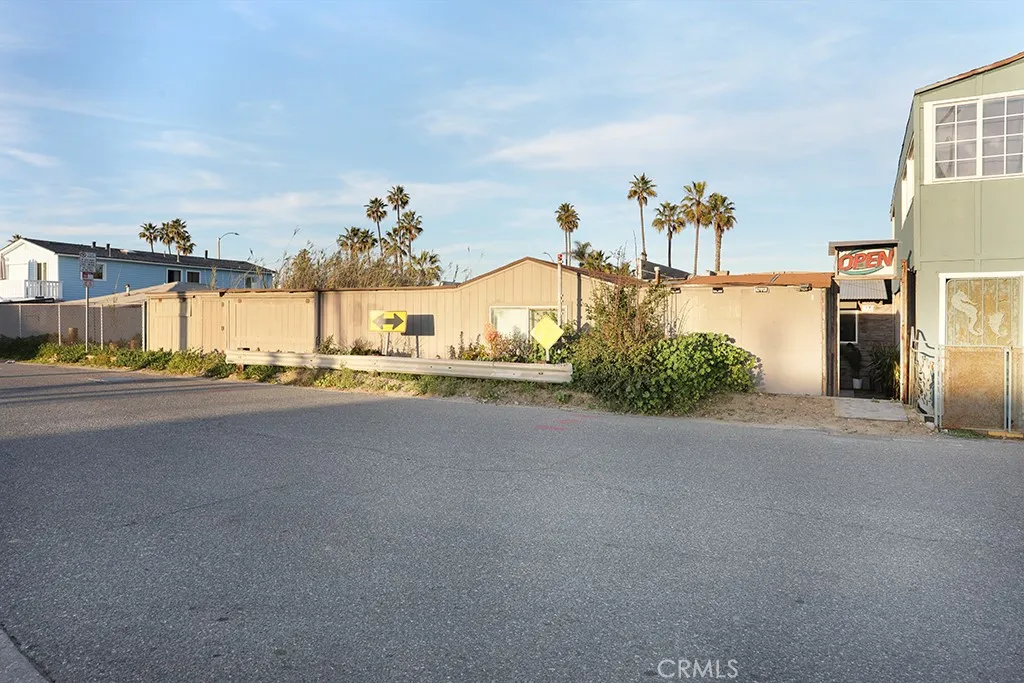 Additional image 77 of 17185 Pacific Coast Hwy, Huntington Beach, CA 92649