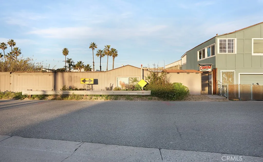 Additional image 78 of 17185 Pacific Coast Hwy, Huntington Beach, CA 92649