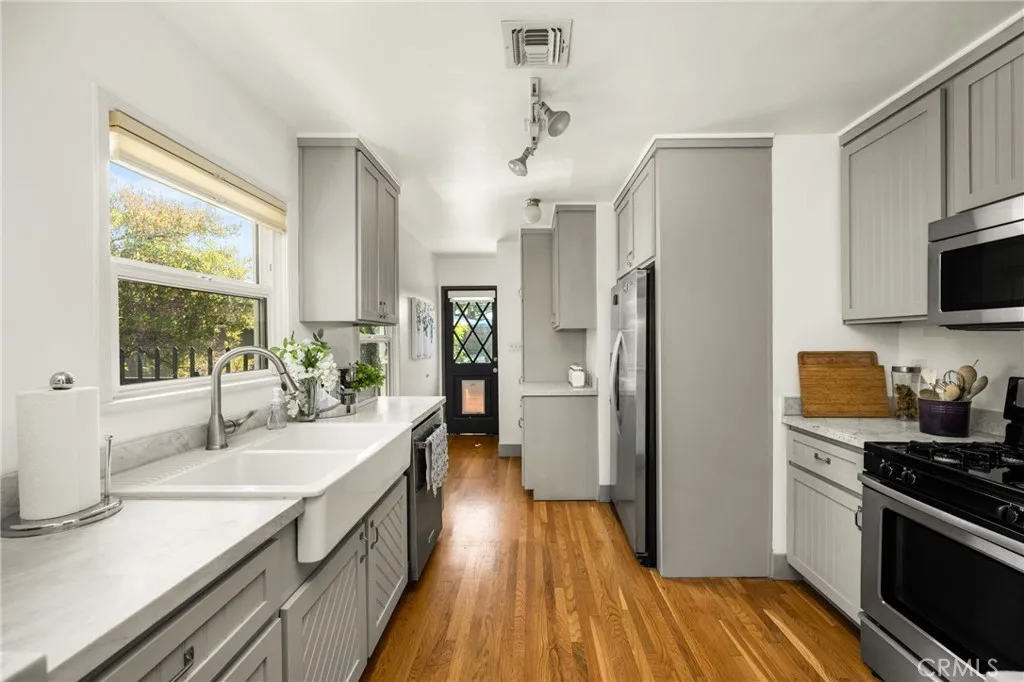 Additional image 67 of 3461 Gardenia Avenue, Long Beach, CA 90807