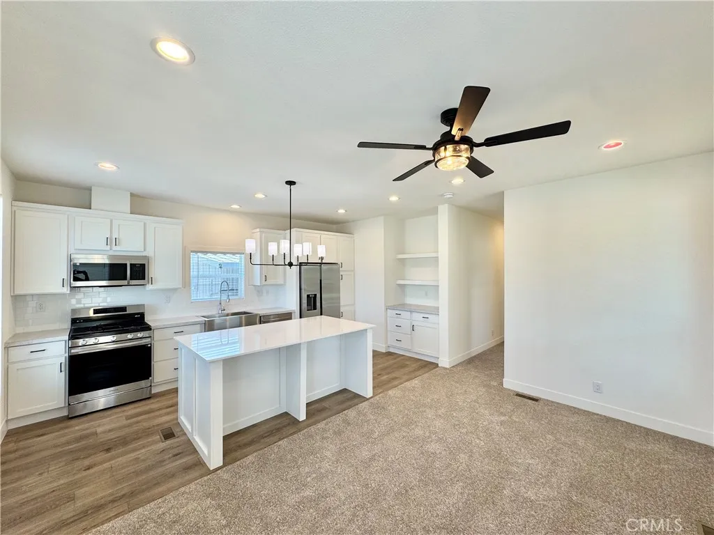 Additional image 3 of 21601 Canyon Dr Unit 21, Wildomar, CA 92595