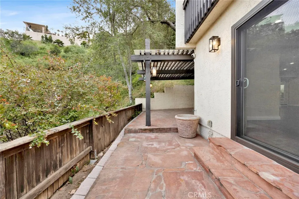 Additional image 30 of 69 Penhill Court, Glendale, CA 91206