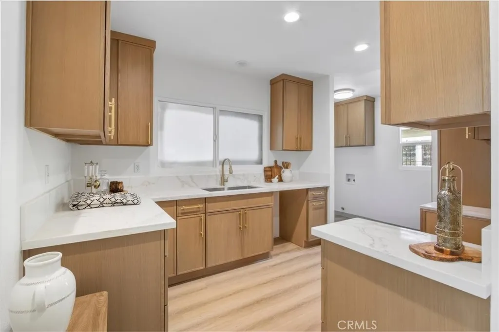 Additional image 23 of 4239 S Raymond Avenue, Los Angeles, CA 90037