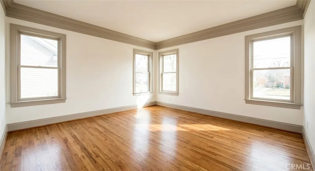 Additional image 103 of 4239 S Raymond Avenue, Los Angeles, CA 90037