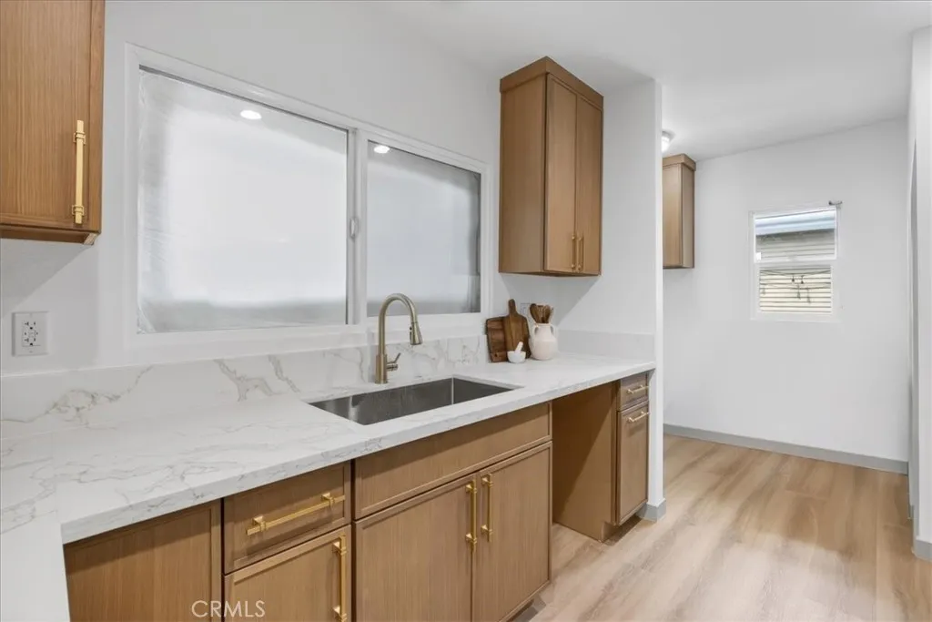 Additional image 20 of 4239 S Raymond Avenue, Los Angeles, CA 90037