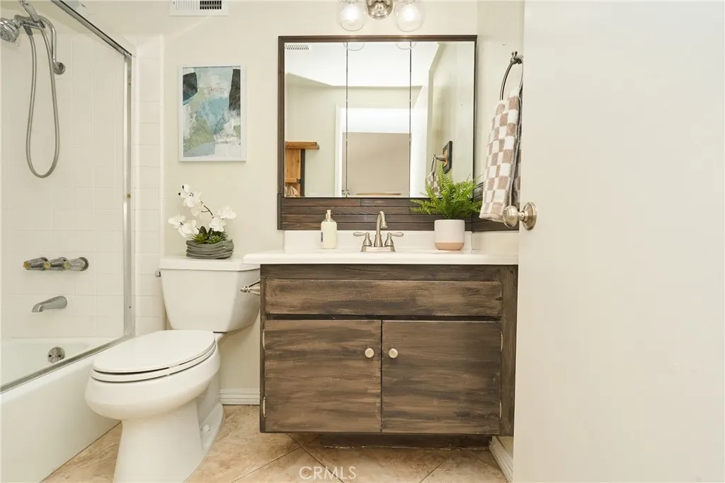 Additional image 85 of 370 Electric Ave, Seal Beach, CA 90740