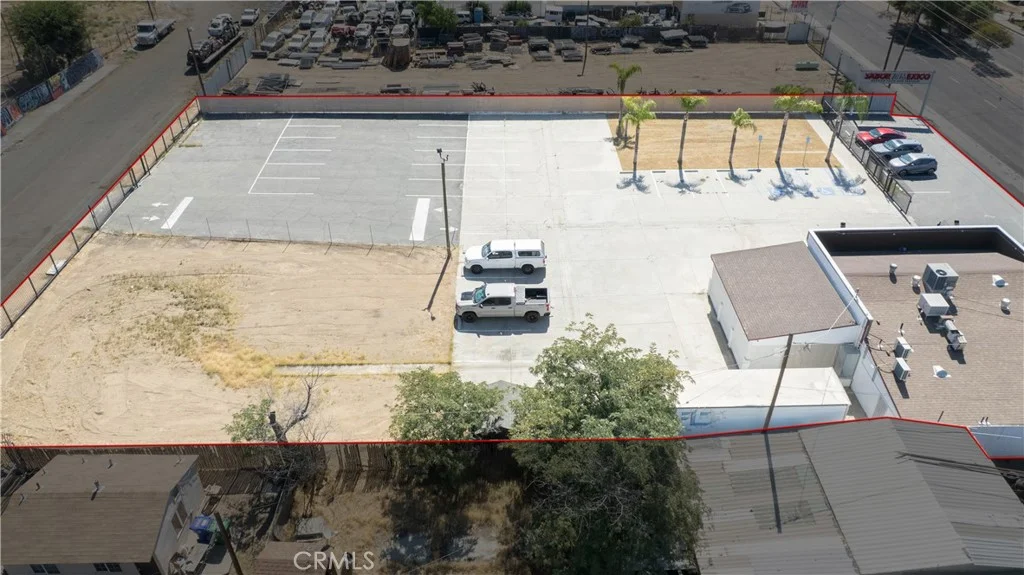 2112 E California Ave, Bakersfield, CA 93307