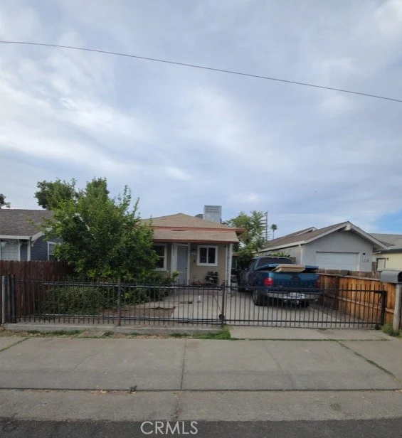131 Delhi Ave, Stockton, CA 95206