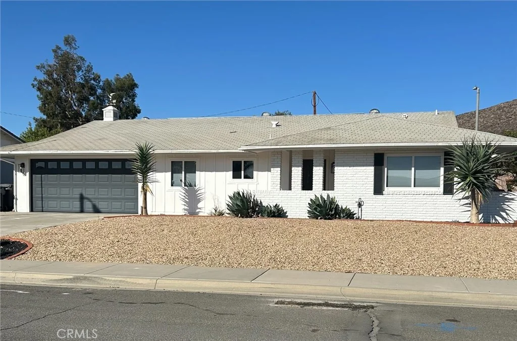 28231 Portsmouth Dr, Sun City, CA 92586