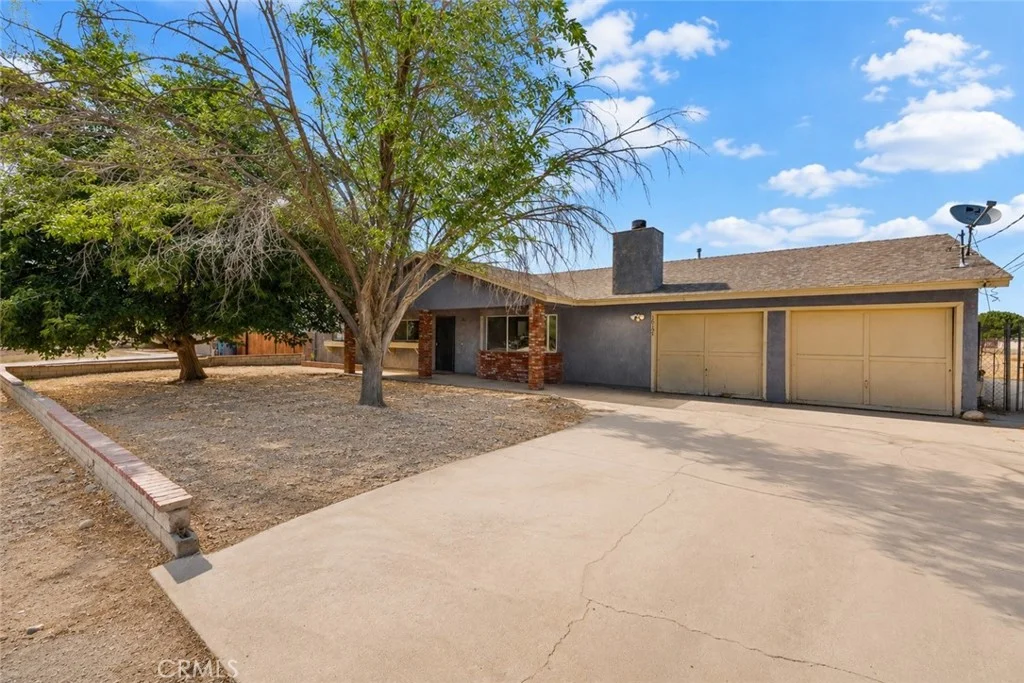 10157 E Avenue R8, Littlerock, CA 93543