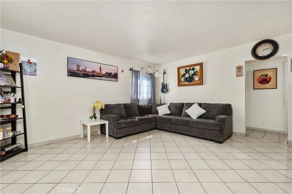 Additional image 25 of 1910 S Van Ness Ave, Santa Ana, CA 92707