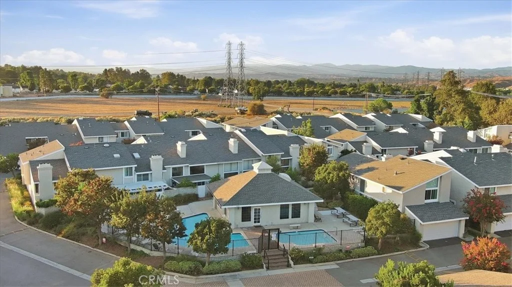 23207 Kimmore Ter, Valencia, CA 91355