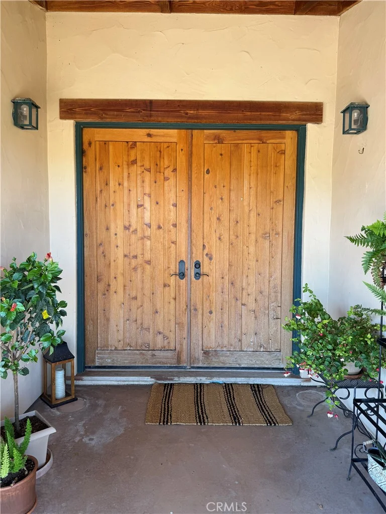 5745 Iron Gate Rd, Creston, CA 93432