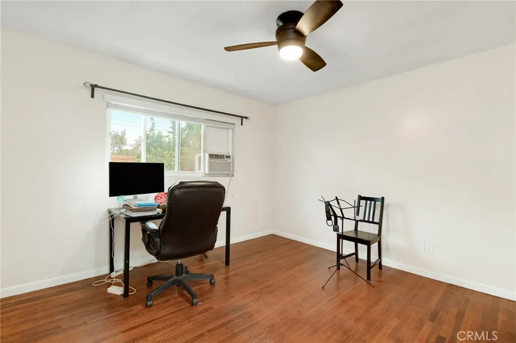 Additional image 17 of 3255 Menlo Ave, San Diego, CA 92105