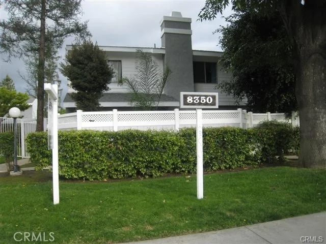 8350 Burnet Ave, North Hills, CA 91343
