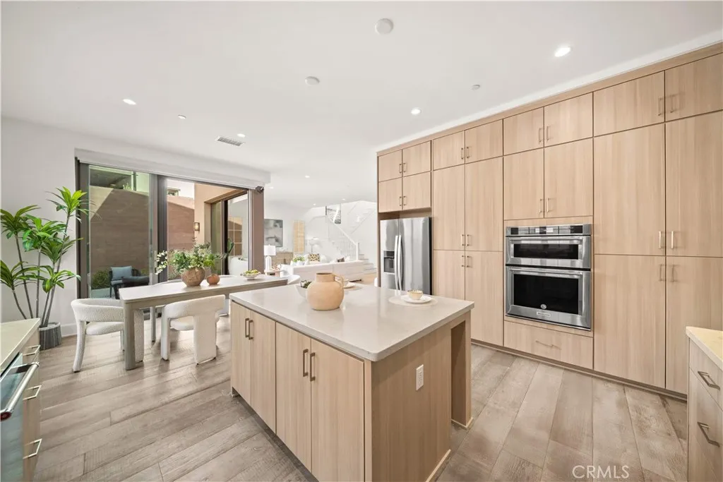 Additional image 8 of 111 Donati, Irvine, CA 92602