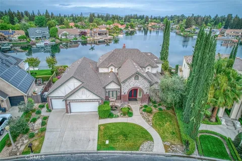 529 E Chesapeake Circle, Fresno, CA MLS: SC25106262