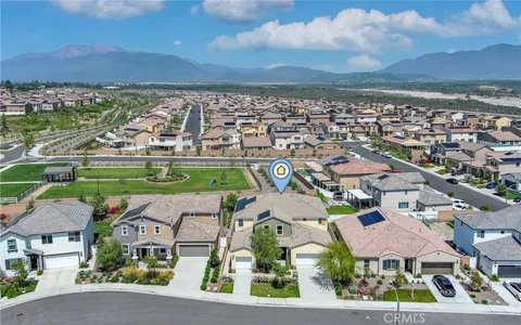534 Finch Drive, Rialto, CA MLS: SW25030002