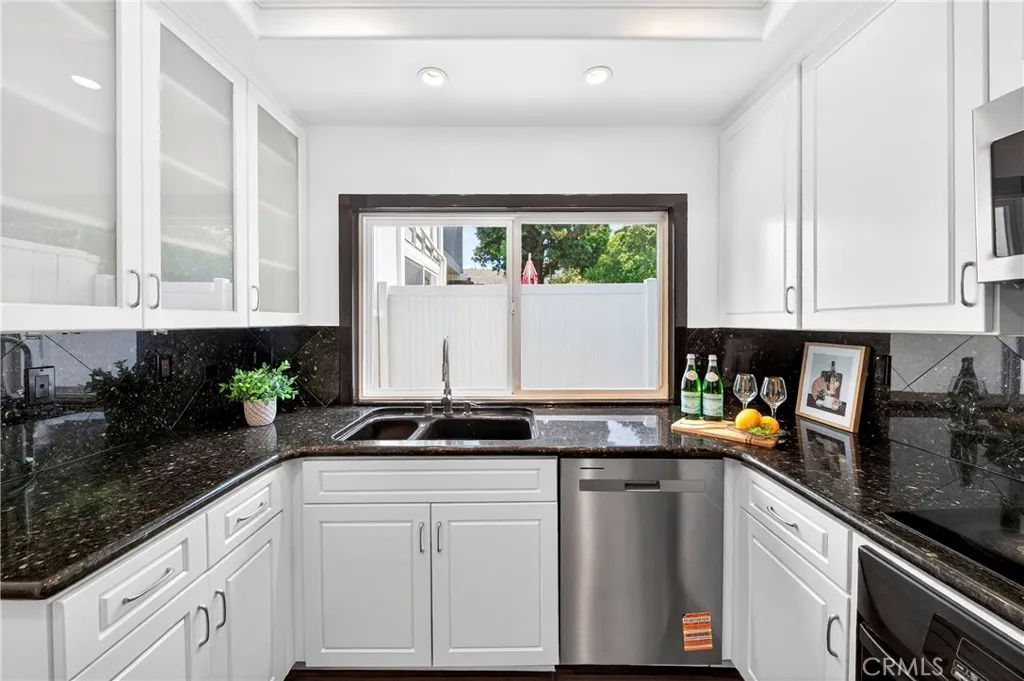 Additional image 11 of 17 Clove Blossom, Irvine, CA 92604