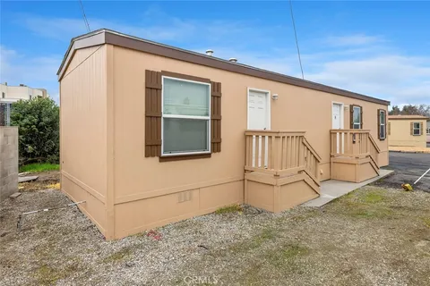1719 W Olive Ave Unit 33, Fresno, CA MLS: FR24115046