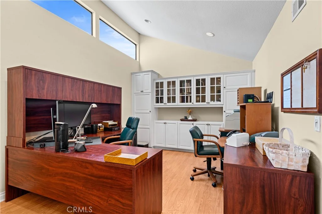 2 Morena Unit 4, Irvine, CA 92612 photo 4
