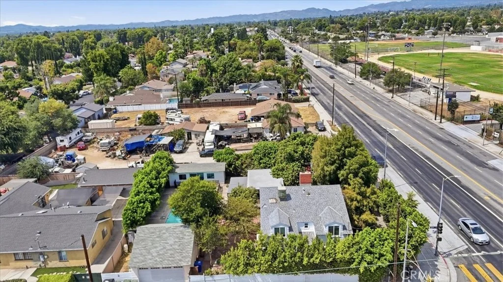 15808 Nordhoff St, Los Angeles, CA 91343