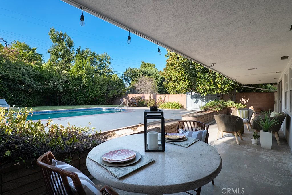 19309 Itasca St, Northridge, CA 91324