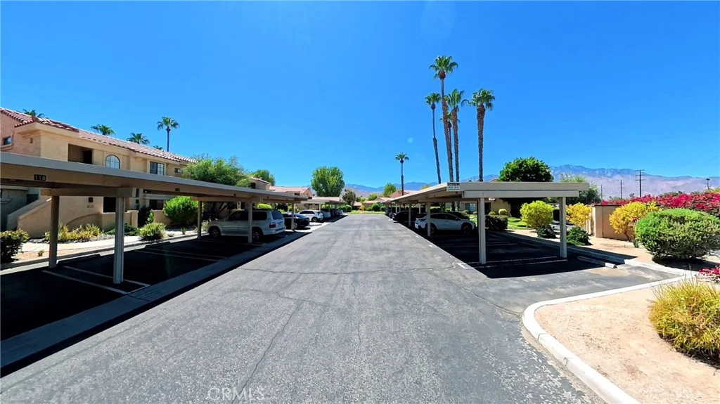 68173 Lakeland Dr, Cathedral City, CA 92234