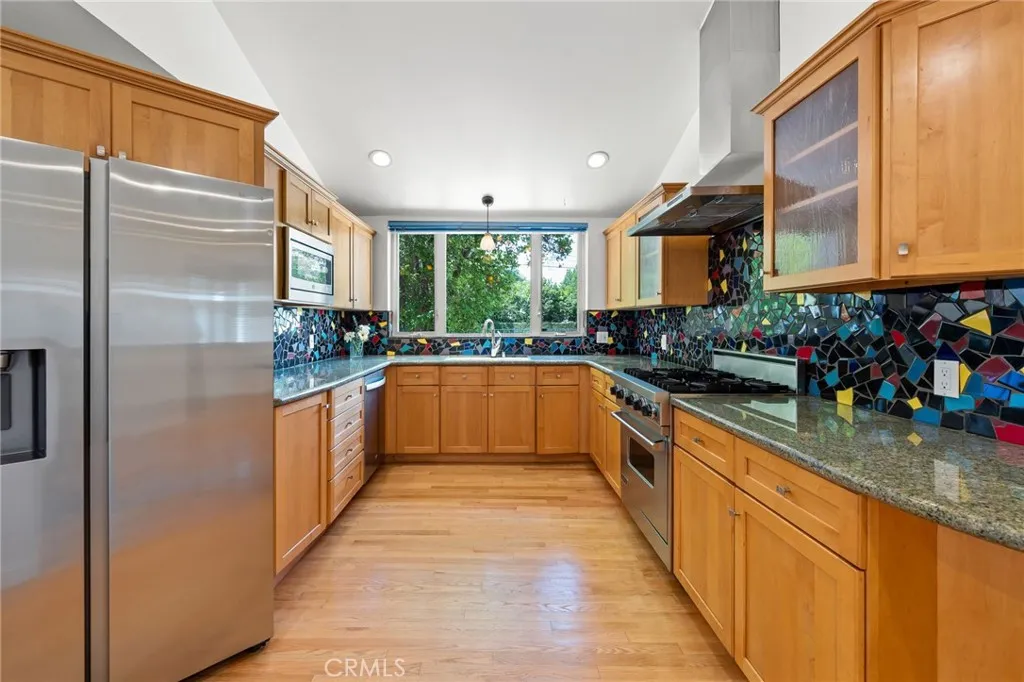 Additional image 11 of 5857 Nagle Ave, Sherman Oaks, CA 91401