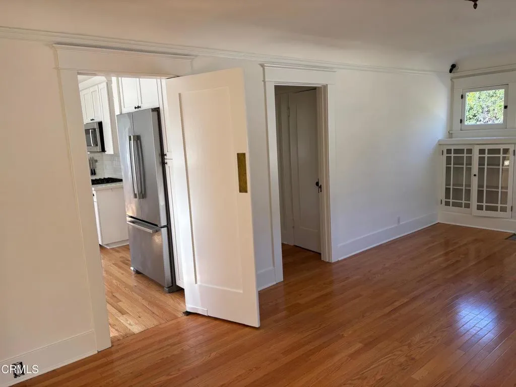 Additional image 6 of 3128 Mills Avenue, Glendale, CA 91214