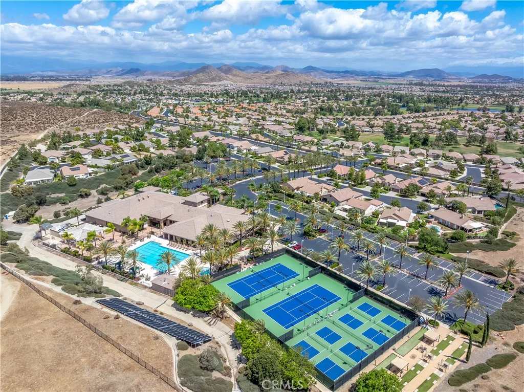 29331 Winding Brook Dr, Menifee, CA 92584