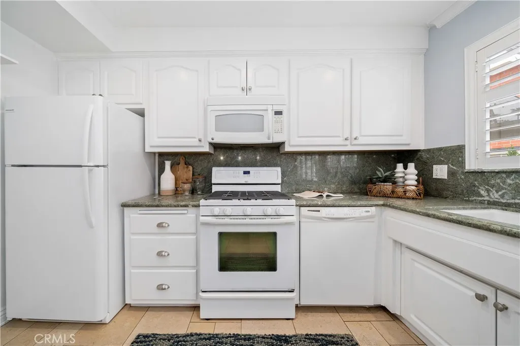 Additional image 8 of 923 17th St Unit 4, Santa Monica, CA 90403