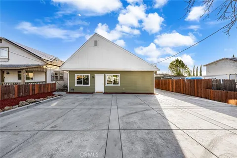 7785 Vineyard Avenue, Rancho Cucamonga, CA MLS: CV25036068