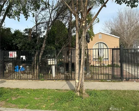 6738 Sylmar Avenue, Van Nuys, CA 91405 - MLS#: SR25058906