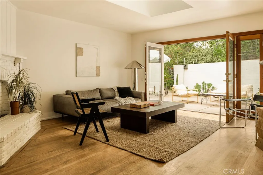 Additional image 4 of 4175 Palmero Dr, Los Angeles, CA 90065