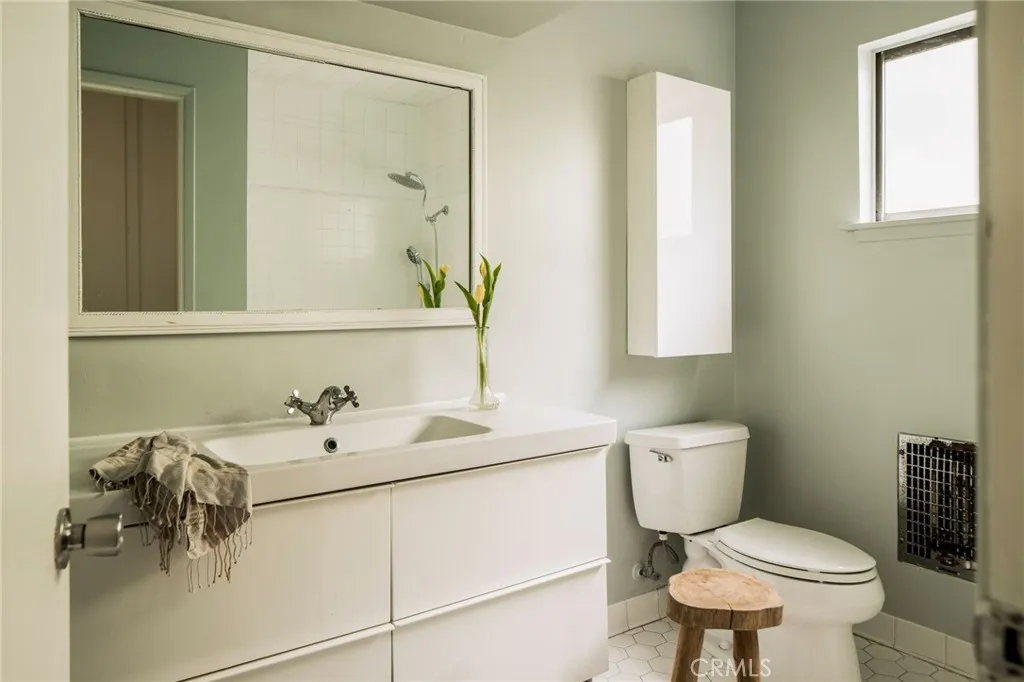 Additional image 16 of 4175 Palmero Dr, Los Angeles, CA 90065