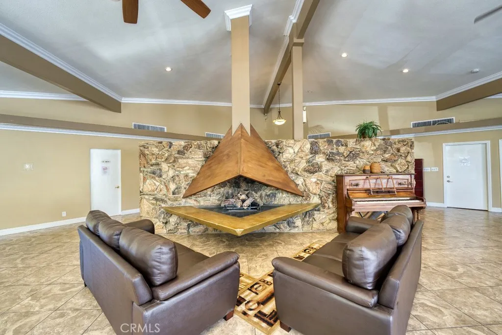 Additional image 32 of 4201 Topanga Canyon Blvd Unit 106, Woodland Hills, CA 91364