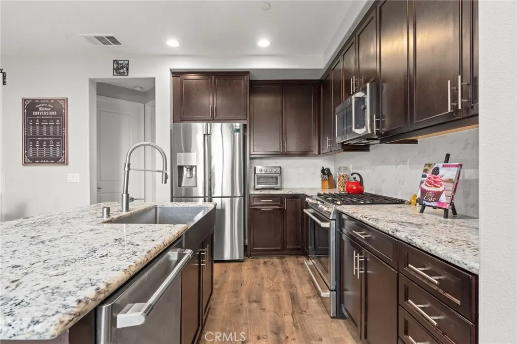 Additional image 36 of 14840 Maple Ter, Los Angeles, CA 91402