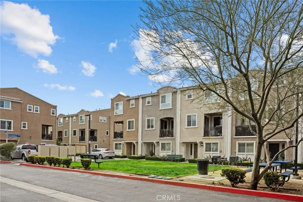 Additional image 53 of 14840 Maple Ter, Los Angeles, CA 91402