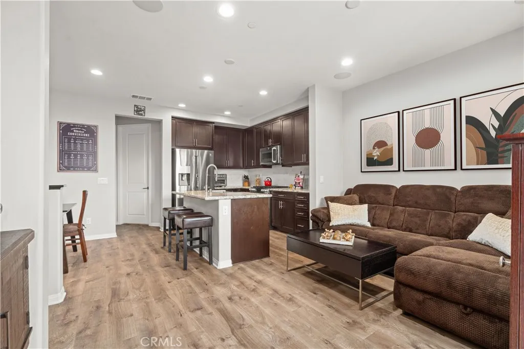Additional image 31 of 14840 Maple Ter, Los Angeles, CA 91402