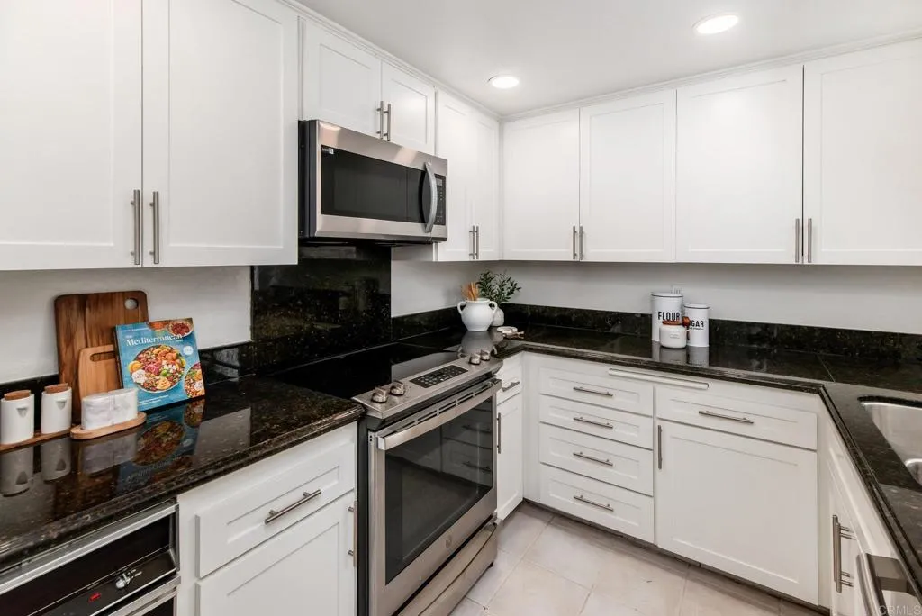 Additional image 12 of 4084 Crystal Dawn Lane Unit 105, San Diego, CA 92122