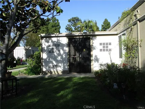 348 Avenida Sevilla Unit B, Laguna Woods, CA MLS: OC25084481