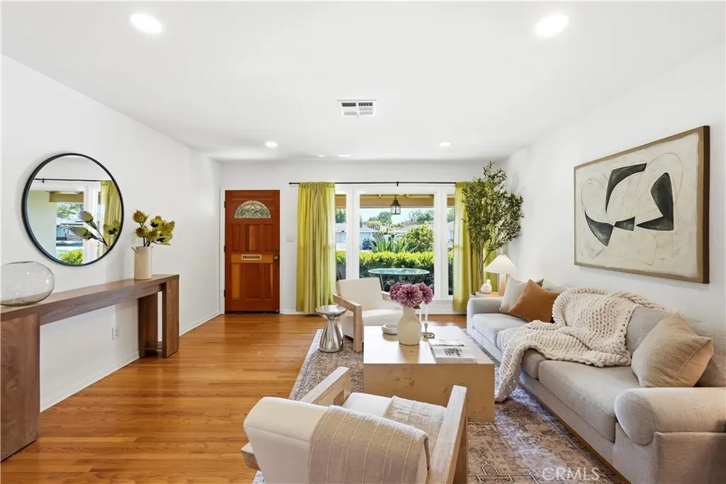 Additional image 8 of 8951 Collett Ave, North Hills, CA 91343