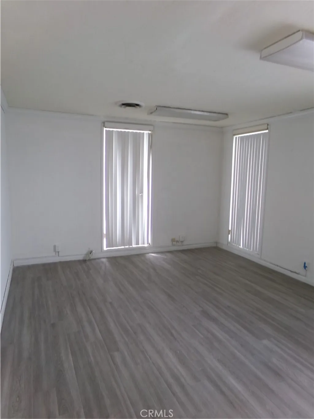 Additional image 3 of 1521 N Broadway, Santa Ana, CA 92706