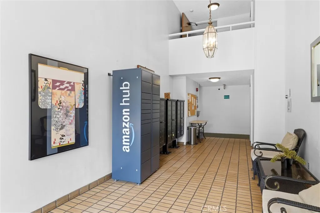 Additional image 34 of 4275 Via Arbolada Unit 210, Los Angeles, CA 90042