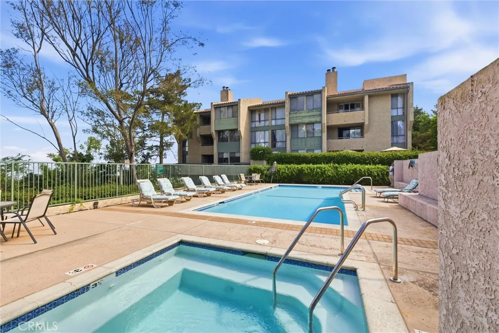Additional image 30 of 4275 Via Arbolada Unit 210, Los Angeles, CA 90042