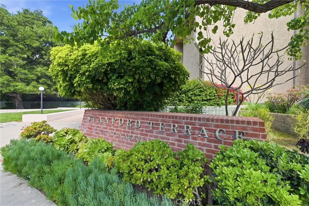 Additional image 33 of 4275 Via Arbolada Unit 210, Los Angeles, CA 90042