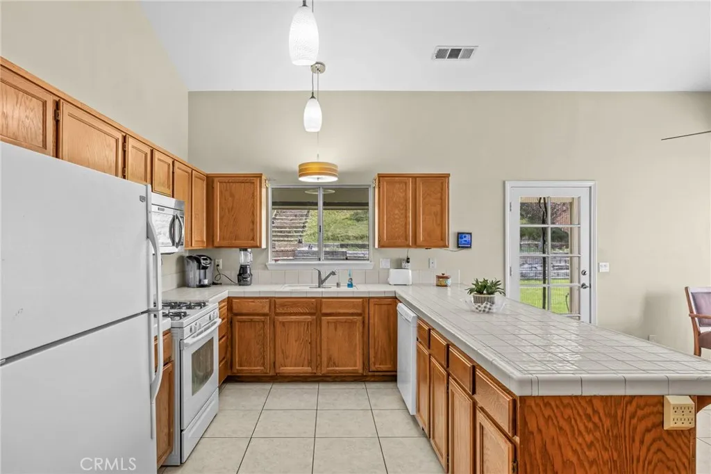 Additional image 12 of 13531 Suncrest Court, Yucaipa, CA 92399