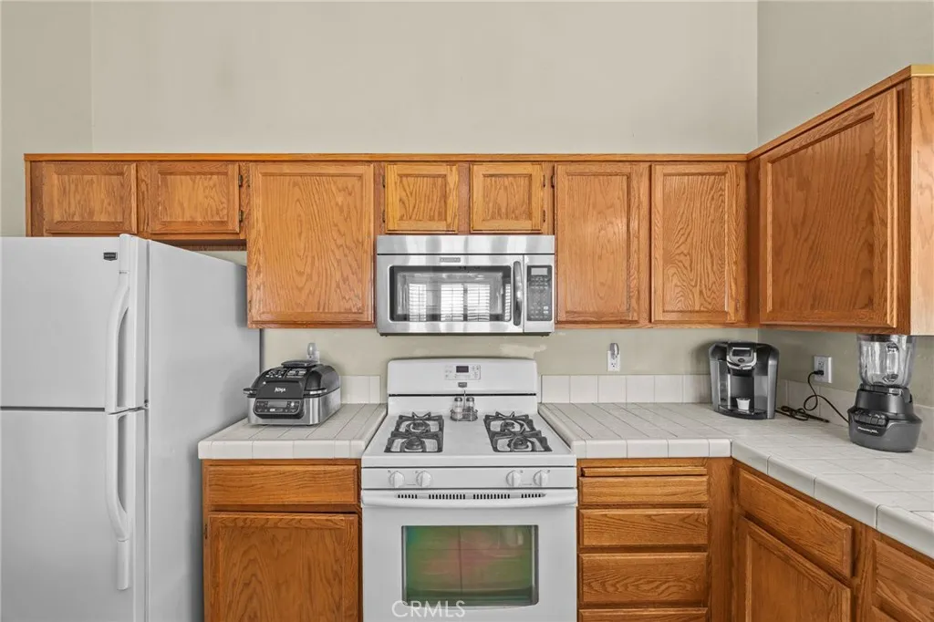 Additional image 15 of 13531 Suncrest Court, Yucaipa, CA 92399