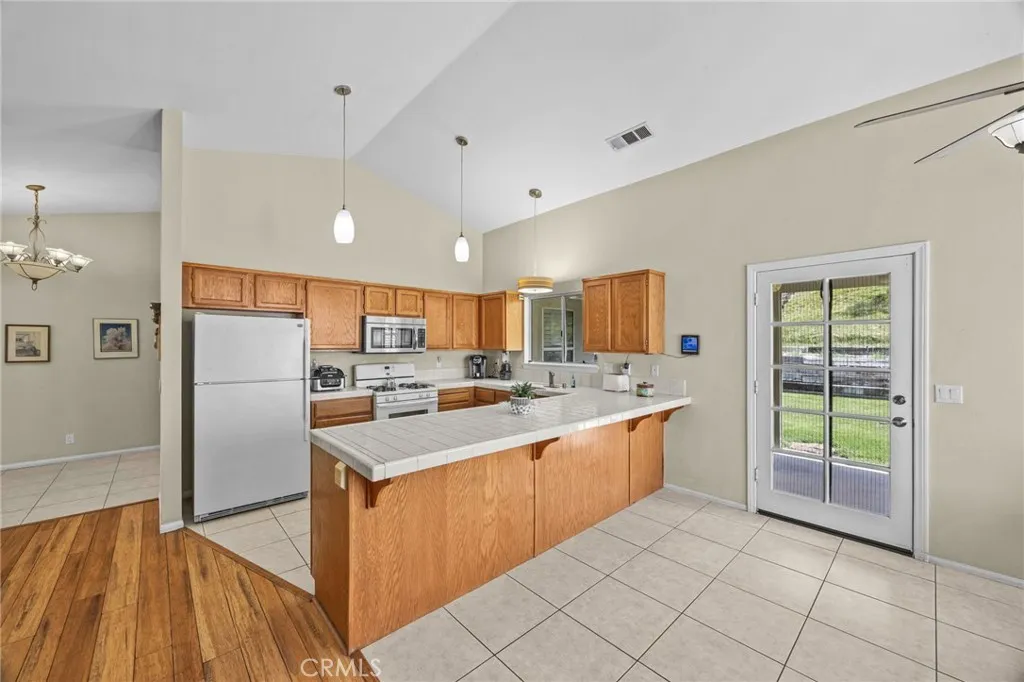 Additional image 54 of 13531 Suncrest Court, Yucaipa, CA 92399