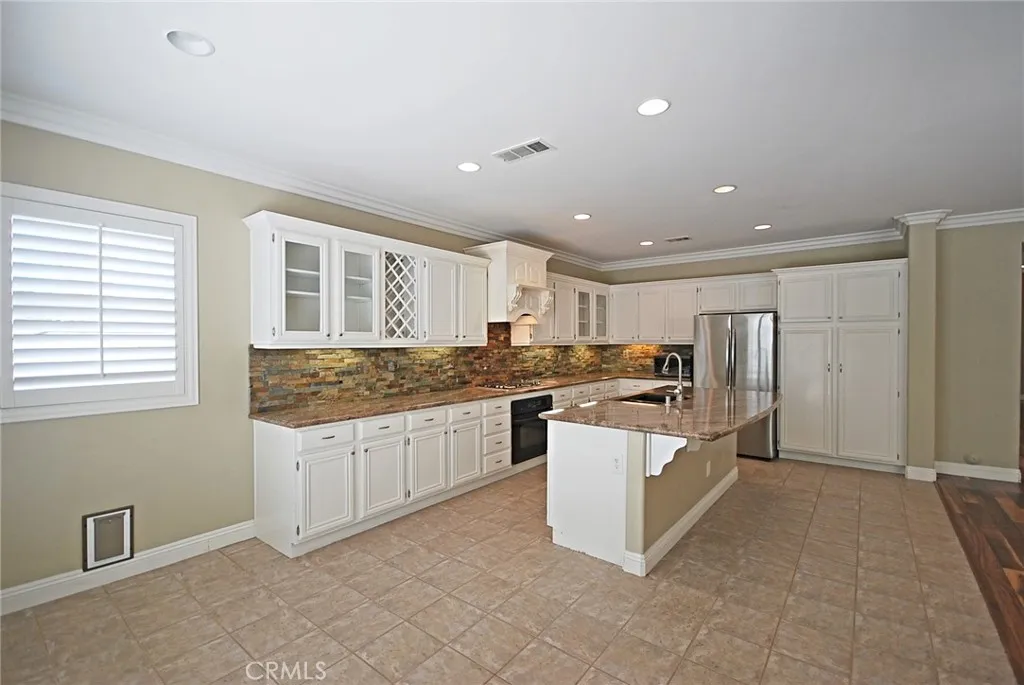 Additional image 50 of 28406 Falcon Crest Dr, Canyon Country, CA 91351